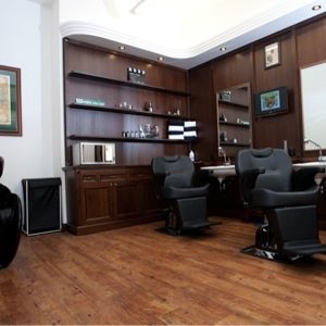 thomass-barber-shop-01